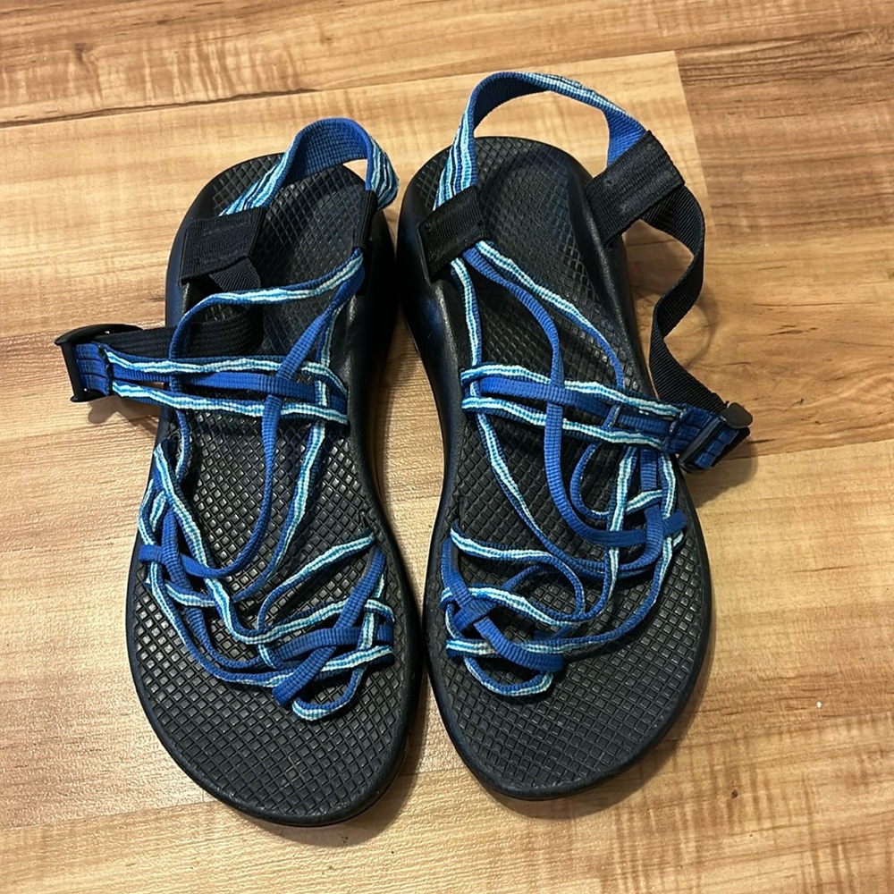 CHACO ZX3 Yampa Toe Loop Sport Water Sandal Sand Dune
Blue Women Size 9